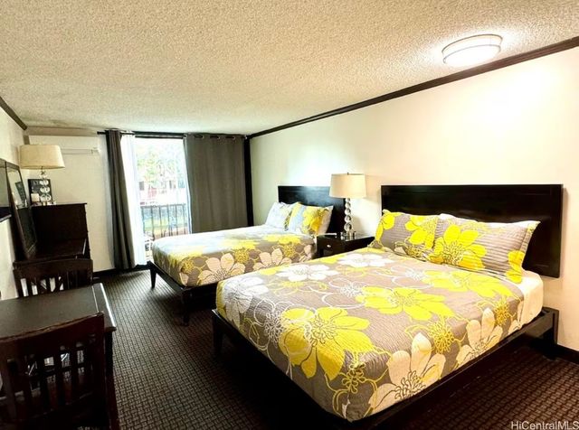 2425 Kuhio Avenue 206, Honolulu, HI 96815