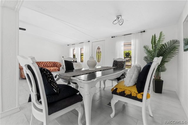 8356 W Tawny Rose Lane, Crystal River, FL 34429