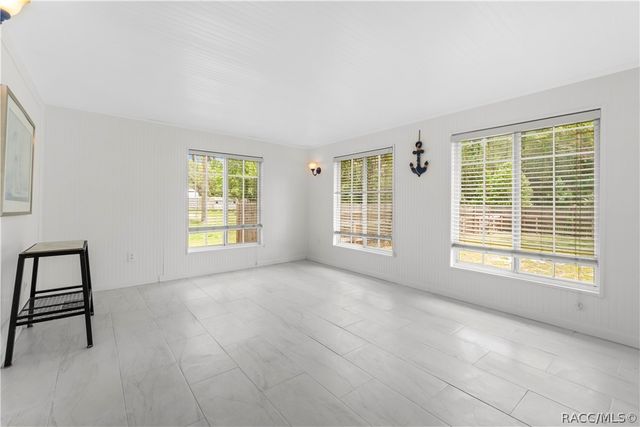 8356 W Tawny Rose Lane, Crystal River, FL 34429