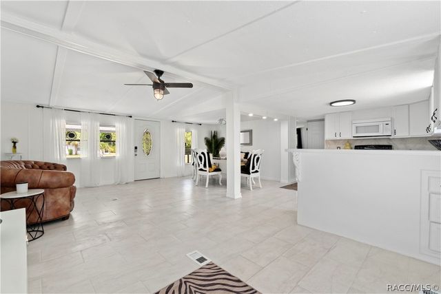 8356 W Tawny Rose Lane, Crystal River, FL 34429