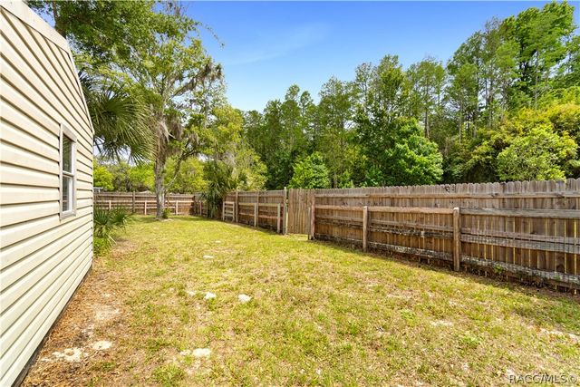 8356 W Tawny Rose Lane, Crystal River, FL 34429