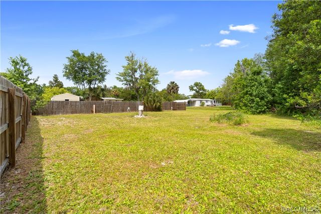 8356 W Tawny Rose Lane, Crystal River, FL 34429