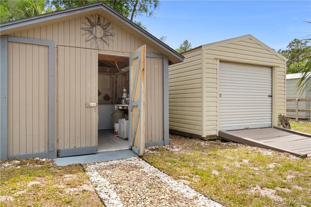8356 W Tawny Rose Lane, Crystal River, FL 34429