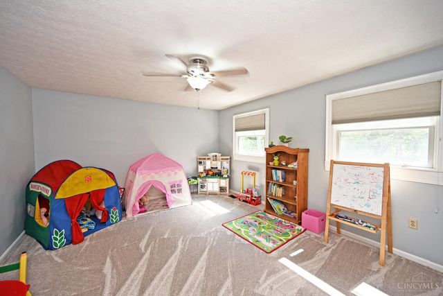 9843 Tall Timber Drive, West Chester, OH 45241