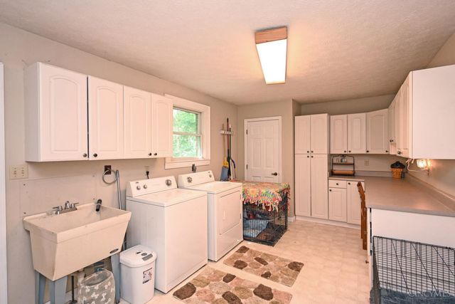 9843 Tall Timber Drive, West Chester, OH 45241