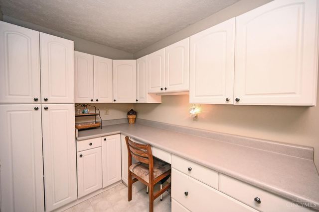 9843 Tall Timber Drive, West Chester, OH 45241