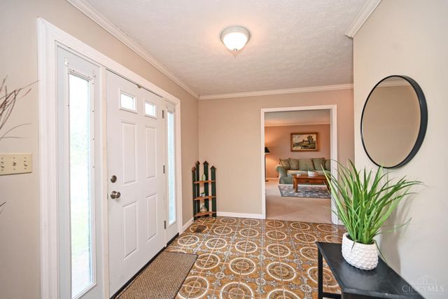 9843 Tall Timber Drive, West Chester, OH 45241