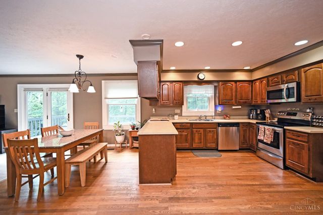 9843 Tall Timber Drive, West Chester, OH 45241