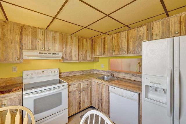 3301 NW 47th Terrace 410, Lauderdale Lakes, FL 33319