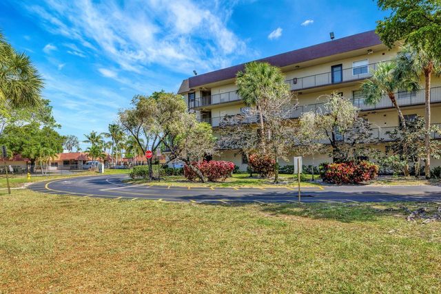 3301 NW 47th Terrace 410, Lauderdale Lakes, FL 33319