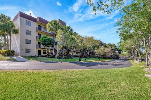 3301 NW 47th Terrace 410, Lauderdale Lakes, FL 33319