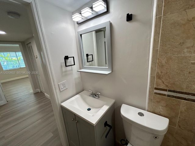 1135 92nd St 102, Bay Harbor Islands, FL 33154