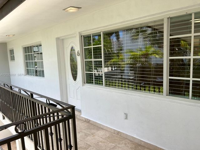 1135 92nd St 102, Bay Harbor Islands, FL 33154