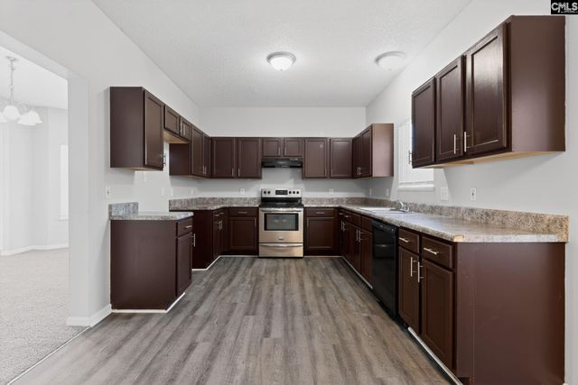 527 Autumn Glen Road, Columbia, SC 29229