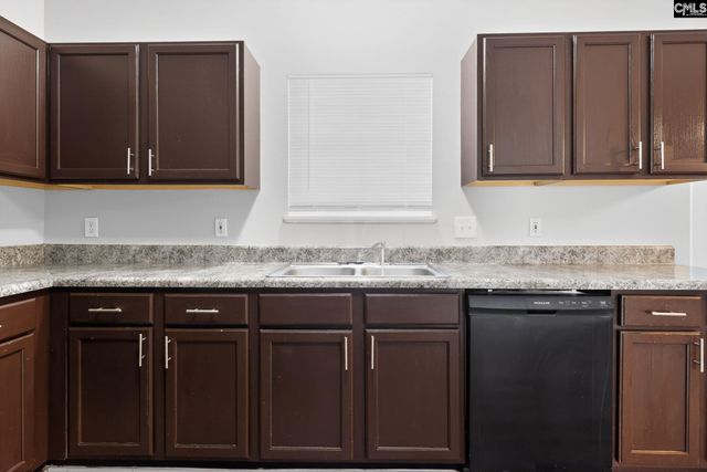 527 Autumn Glen Road, Columbia, SC 29229