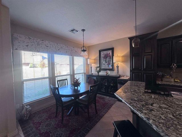 3704 NE Cypress Ln, Lawton, OK 73505