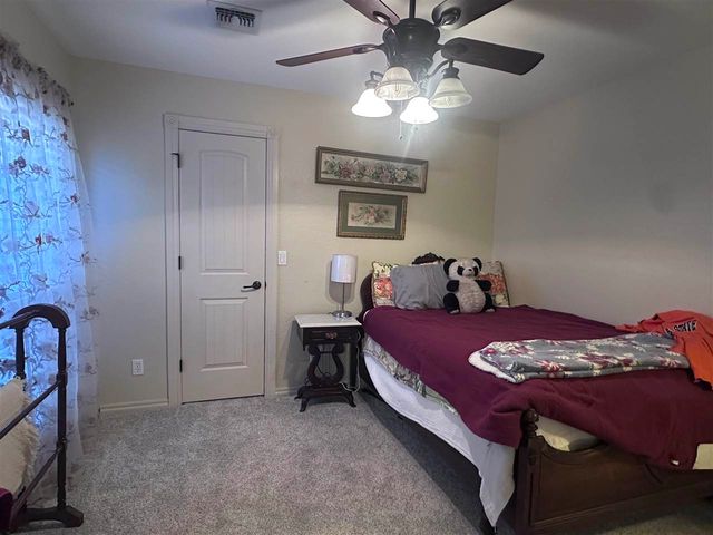 3704 NE Cypress Ln, Lawton, OK 73505