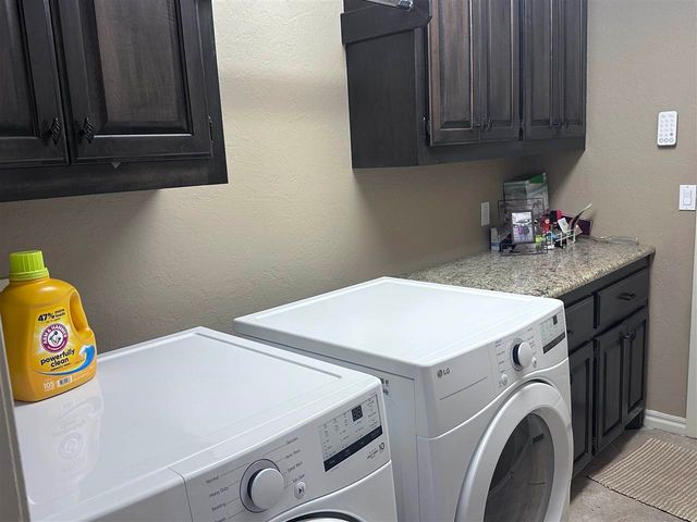 3704 NE Cypress Ln, Lawton, OK 73505