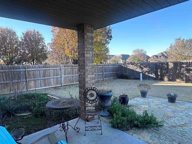 3704 NE Cypress Ln, Lawton, OK 73505