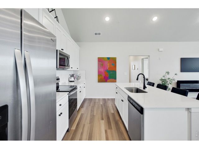 1805 Bounty Dr 6, Windsor, CO 80550