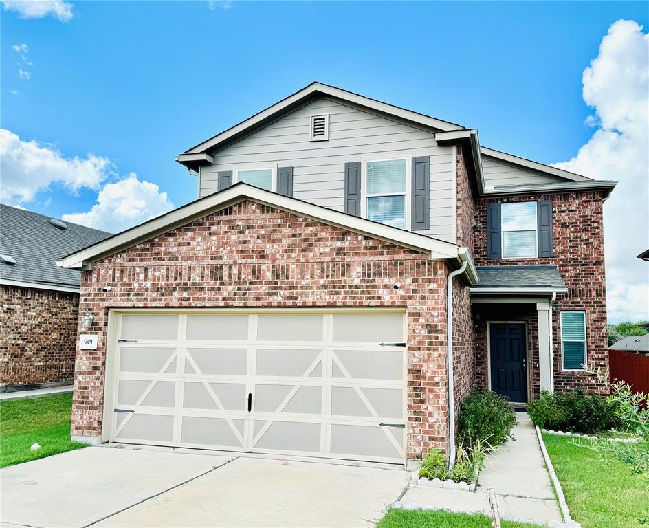 901 Sawbuck DR, Pflugerville, TX 78660