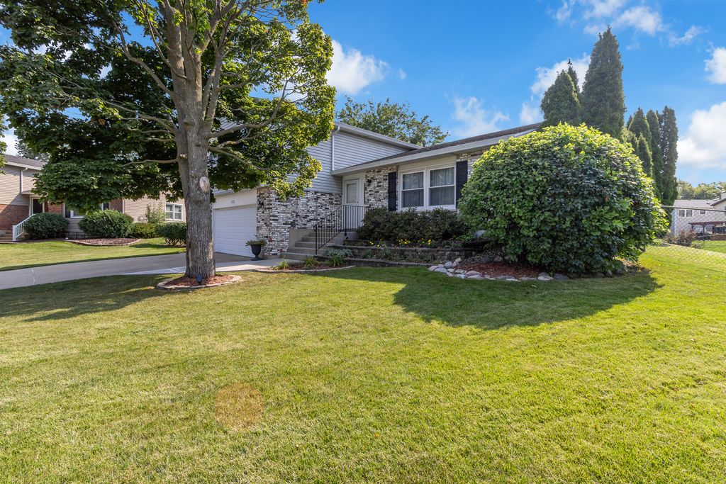 511 Heather Lane, Carol Stream, IL 60188 — photo 3