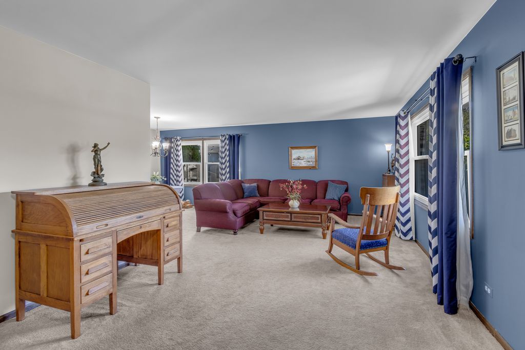 511 Heather Lane, Carol Stream, IL 60188 — photo 5