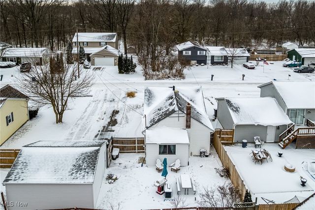 757 Dunny Avenue, Sheffield Lake, OH 44054