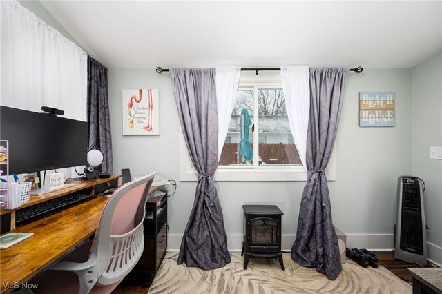 757 Dunny Avenue, Sheffield Lake, OH 44054