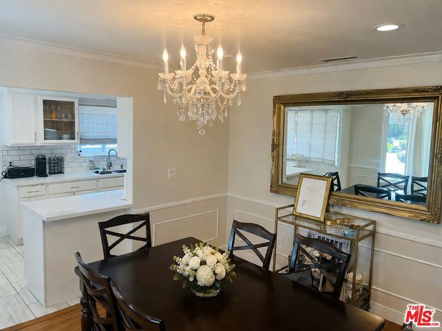 3713 Buckingham Road, Los Angeles, CA 90016