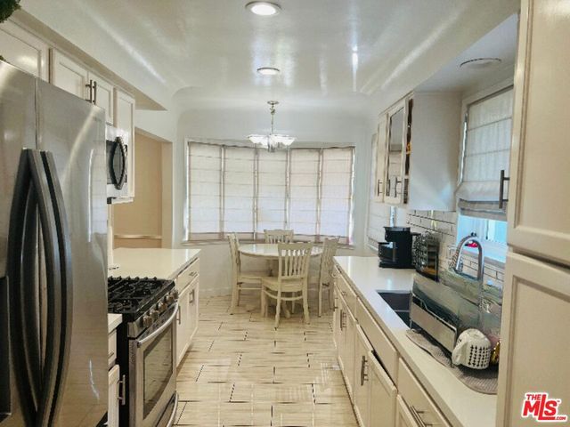 3713 Buckingham Road, Los Angeles, CA 90016