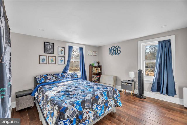 406 KINGS HWY E, Haddonfield, NJ 08033