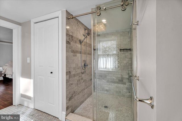 406 KINGS HWY E, Haddonfield, NJ 08033