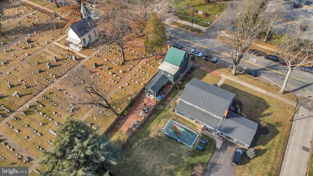 406 KINGS HWY E, Haddonfield, NJ 08033