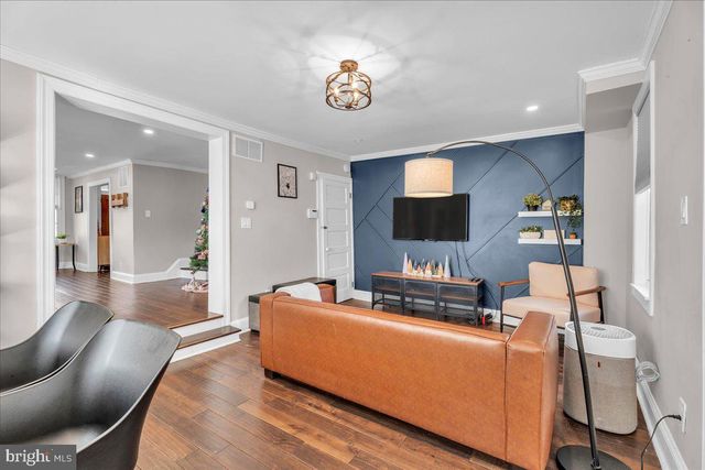 406 KINGS HWY E, Haddonfield, NJ 08033