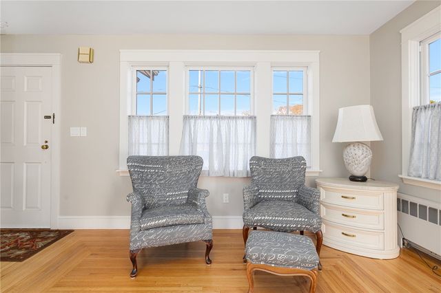 9 White Terrace, Middletown, RI 02842