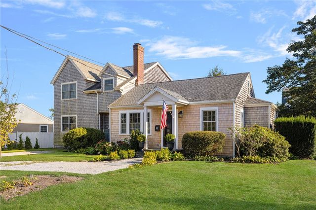 9 White Terrace, Middletown, RI 02842