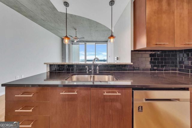 3324 Peachtree Road NE 2804, Atlanta, GA 30326