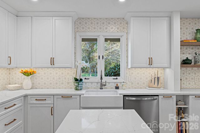 109 Sandy Shore Drive, Mooresville, NC 28117