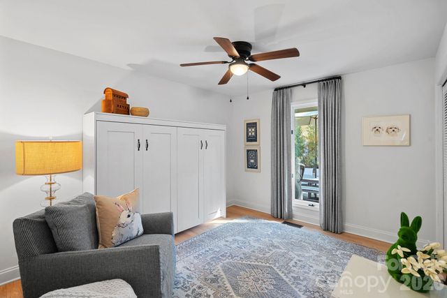 109 Sandy Shore Drive, Mooresville, NC 28117