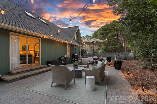 109 Sandy Shore Drive, Mooresville, NC 28117