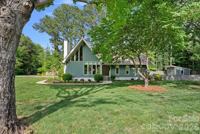 109 Sandy Shore Drive, Mooresville, NC 28117