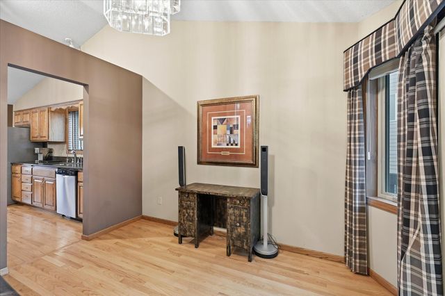 9213 Queens Gardens, Brooklyn Park, MN 55443
