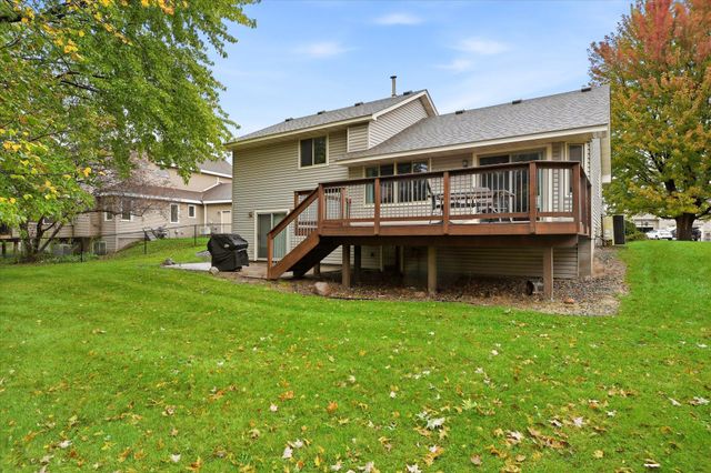 9213 Queens Gardens, Brooklyn Park, MN 55443