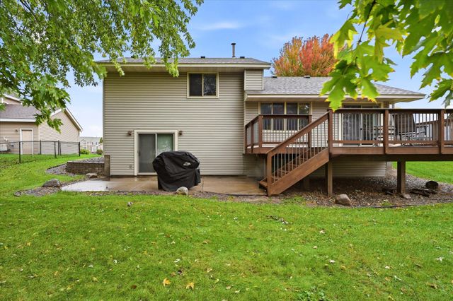 9213 Queens Gardens, Brooklyn Park, MN 55443