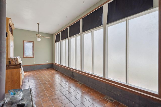 501 Hope Avenue, Waterloo, IA 50703
