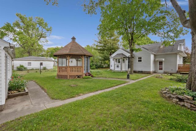 501 Hope Avenue, Waterloo, IA 50703