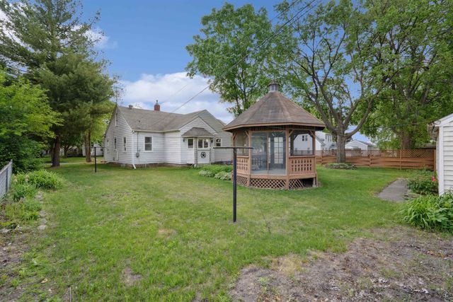 501 Hope Avenue, Waterloo, IA 50703