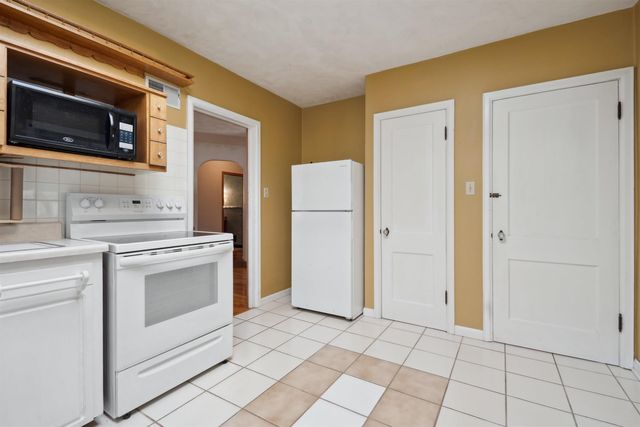 501 Hope Avenue, Waterloo, IA 50703