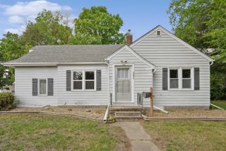 501 Hope Avenue, Waterloo, IA 50703